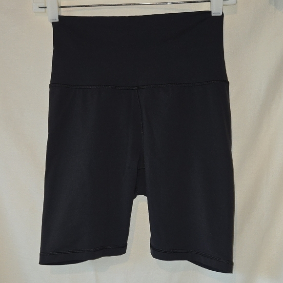 CALIA by Carrie Underwood Black Bike Shorts High-Waisted Stretch - Picture 1 of 6